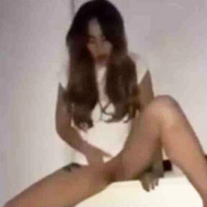 Stephanie Davis Nude Porn Masturbating Video Team Celeb