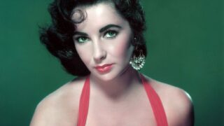Old-School Hollywood Icon Elizabeth Taylor Showing Her Gorgeous Rack