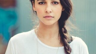 Sexy Naomi Scott Gallery with Lots of Cleavage Shots and Thirst Trap Content