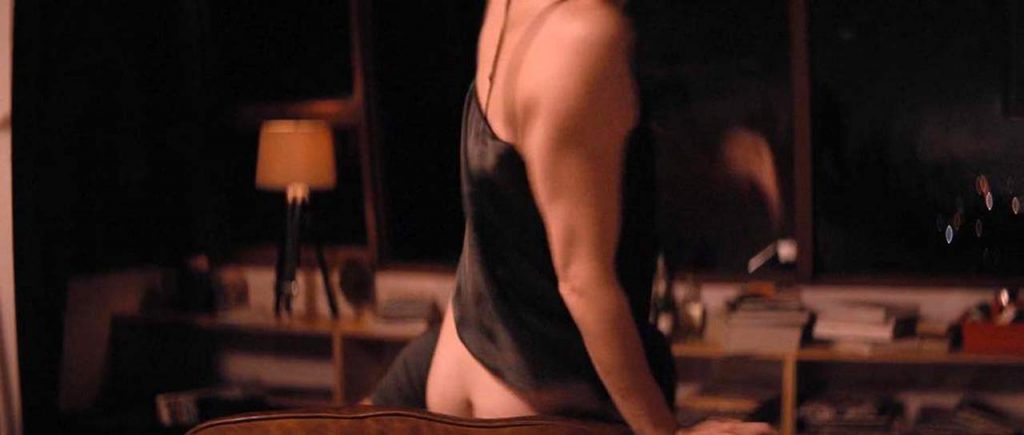 Mary Elizabeth Winstead nude ass scene