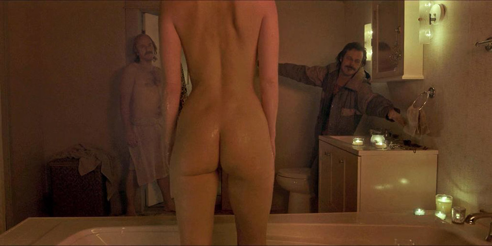 Mary Elizabeth Winstead nude booty