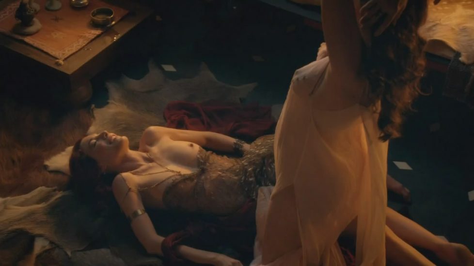 Lucy Lawless & Jaime Murray lesbian sex in Spartacus Gods of the Arena - S01E01 2