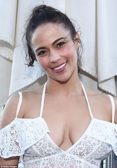 Paula Patton boobs