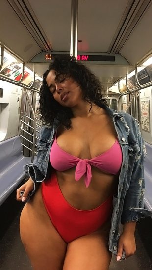 Tabria Majors hot in the bus