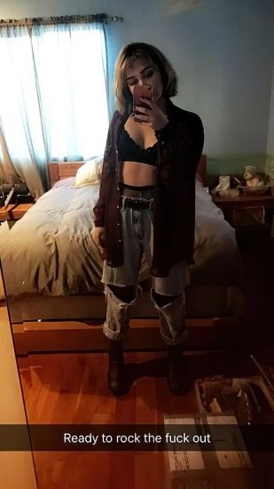 Ariela Barer hot selfie