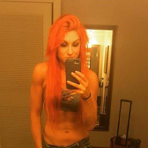 Becky Lynch hot mirror selfie