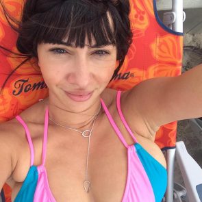 Jackie Cruz selfie on the beach