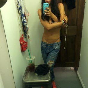 Jackie Cruz topless selfie