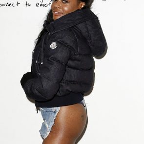Azealia Banks butt from side