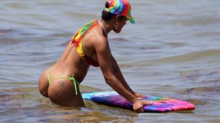Teyana Taylor Bikini Pictures – Teyana’s Butt Looks Perfect in this Gallery