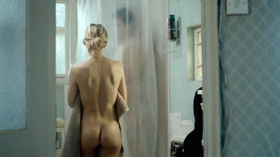 Kate Hudson naked ass
