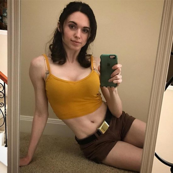Amouranth before plastic surgery