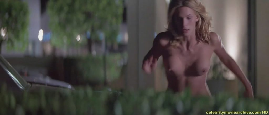 Natasha Henstridge naked running in Species