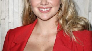 Cheerful Blonde Kate Upton Showing Her Ample Cleavage (14 Photos)