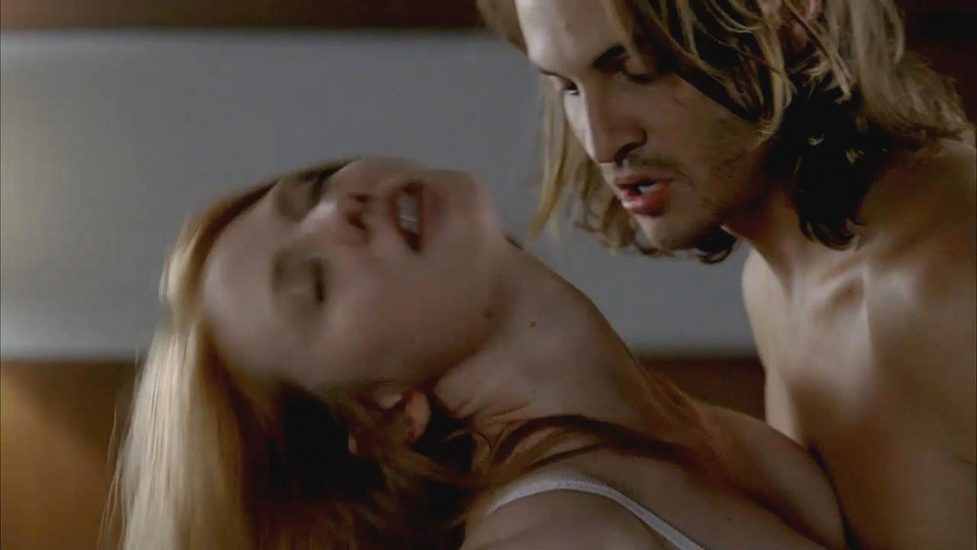 Deborah Ann Woll sex clip