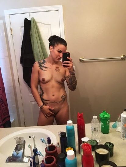 Raquel Pennington leaked pussy