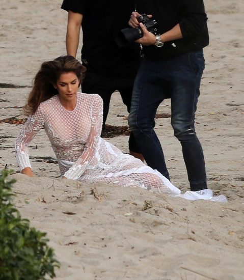 Cindy Crawford posing