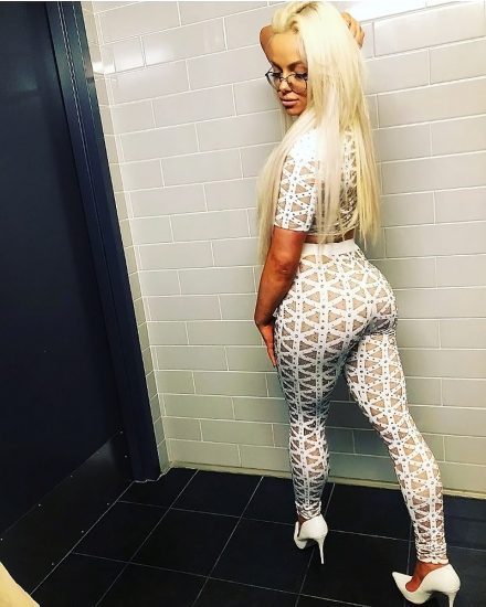 Liv Morgan butt