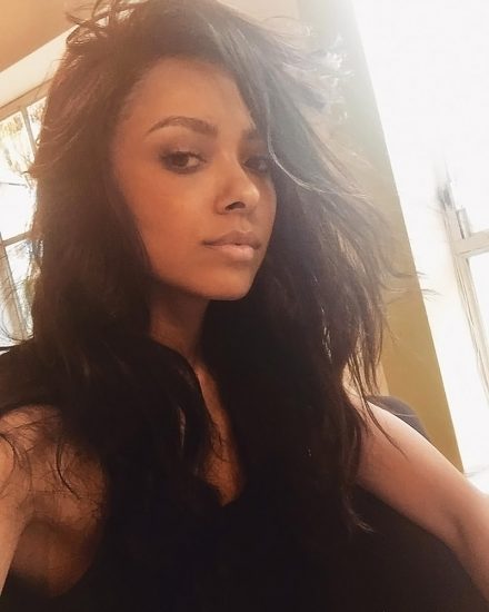 Kat Graham hot private selfie