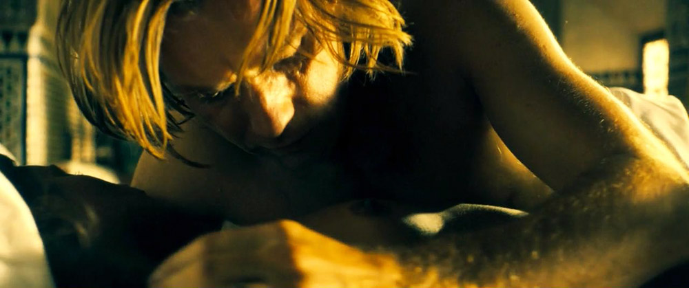 Naomie Harris having sex in scene