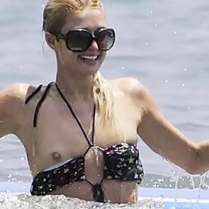 Paris Hilton nude tits