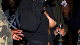 Edgy Babe Teyana Taylor Happily Shows Her Sideboob in a Revealing Outfit