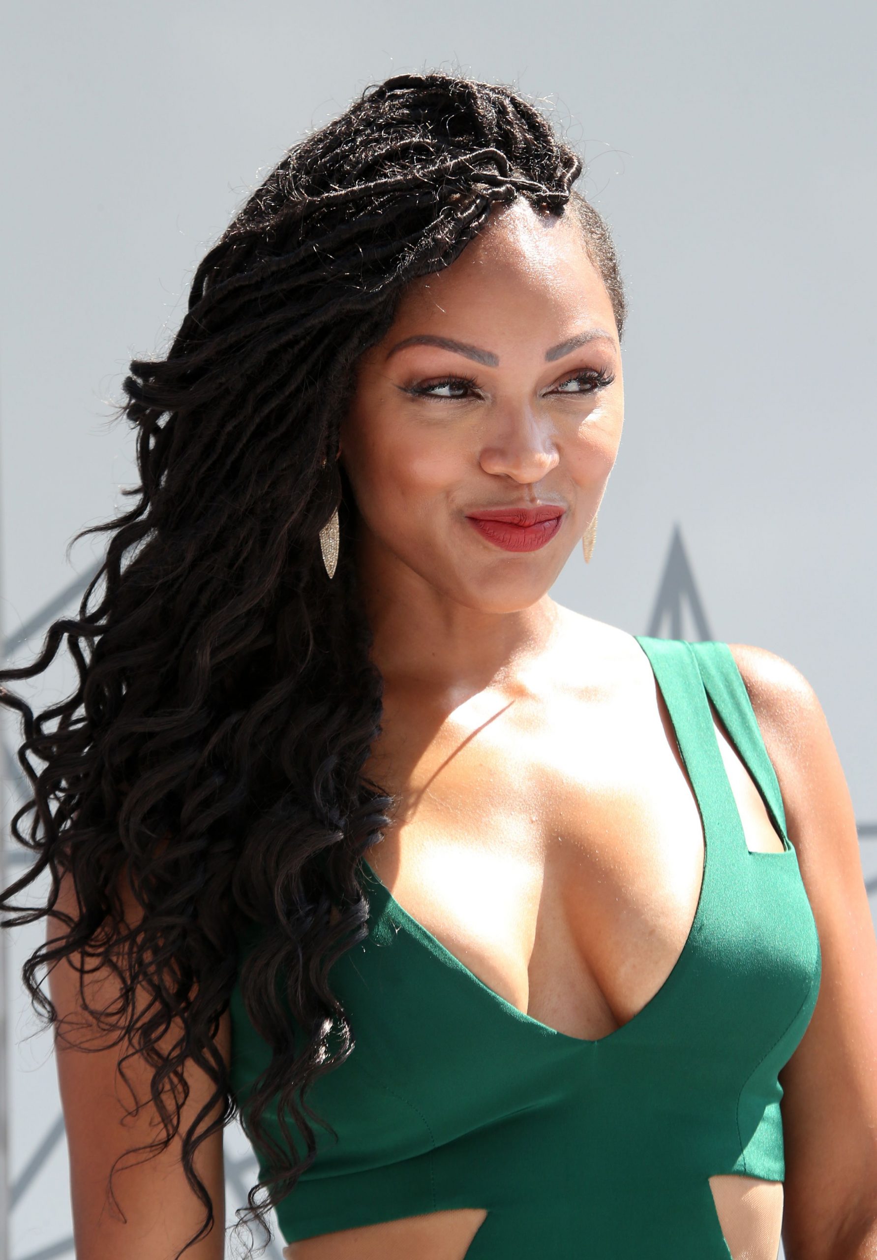 Awesome Meagan Good Pictures from a Public Event – Celebrity Big Tits Teasing