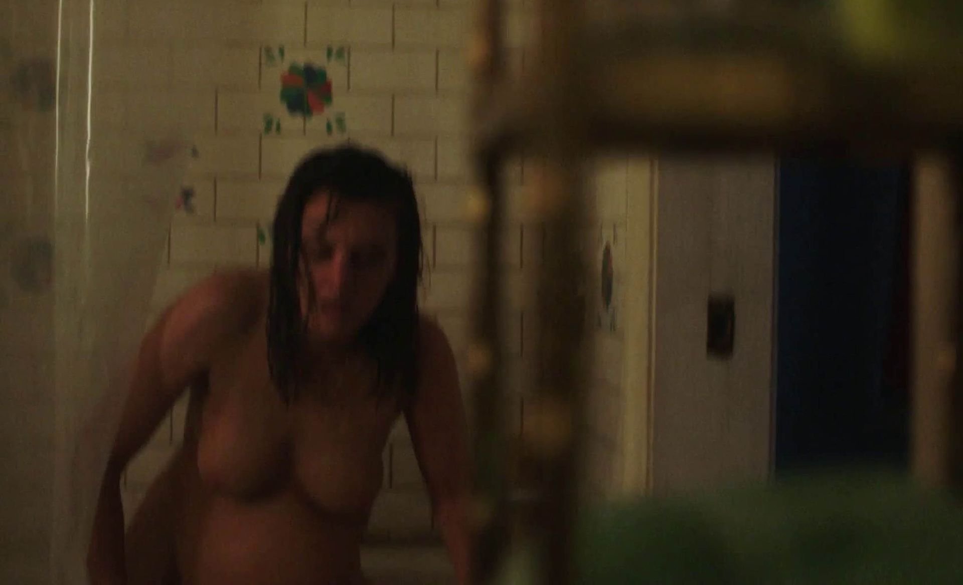 Nude and Pregnant Frankie Shaw Showing Her Wet Boobs in High Quality