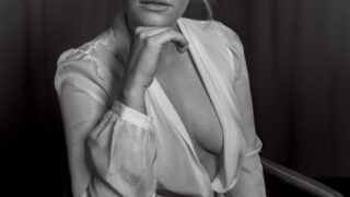 Stacked Redhead Bryce Dallas Howard Showing Her Cleavage in B&W