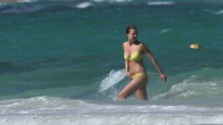 Beautiful Emily VanCamp Showing Her Body in a Revealing Bikini Get-Up