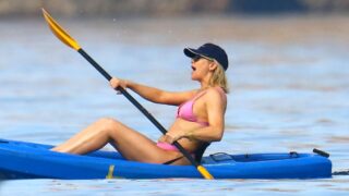Really Good-Looking Blonde Kate Hudson Showing Her Bikini Body in a Pink Swimsuit