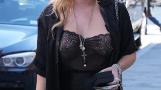 Bella Thorne Shows Her Sexy Body in a Daring Outfit (See-Through Pictures)