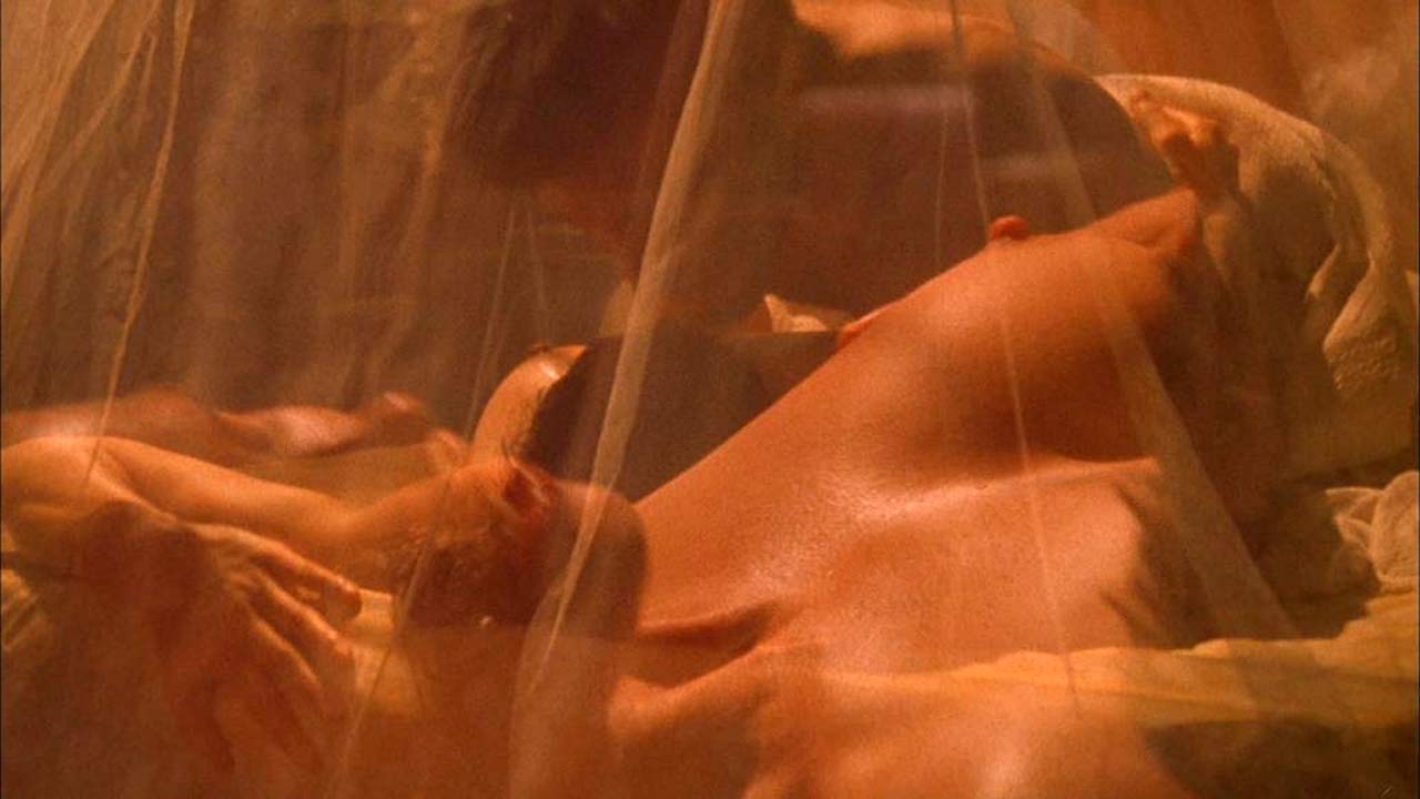 Carre Otis Nude in Sex Scenes