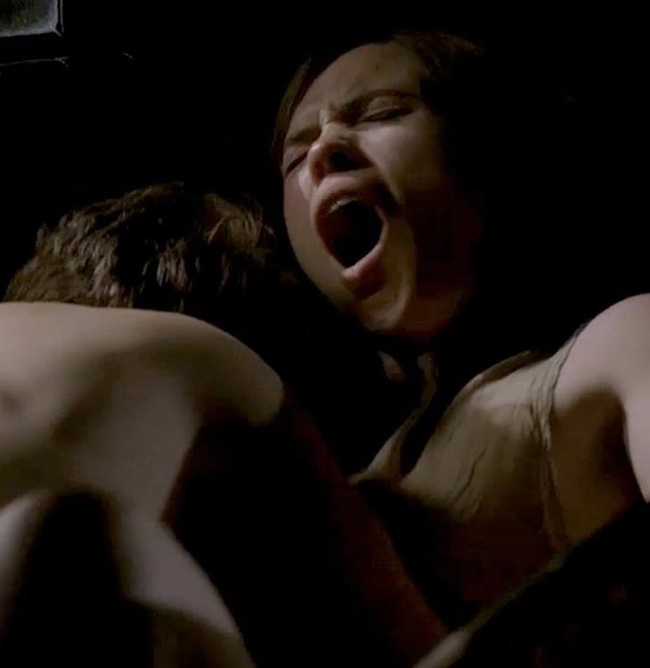 Clea Duvall Nude in Lesbian and hardcore Sex scenes