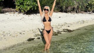 Kim Kardashian Hot In Tiny Bikini