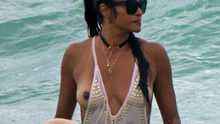 Claudia Jordan Nude Tits On The Beach