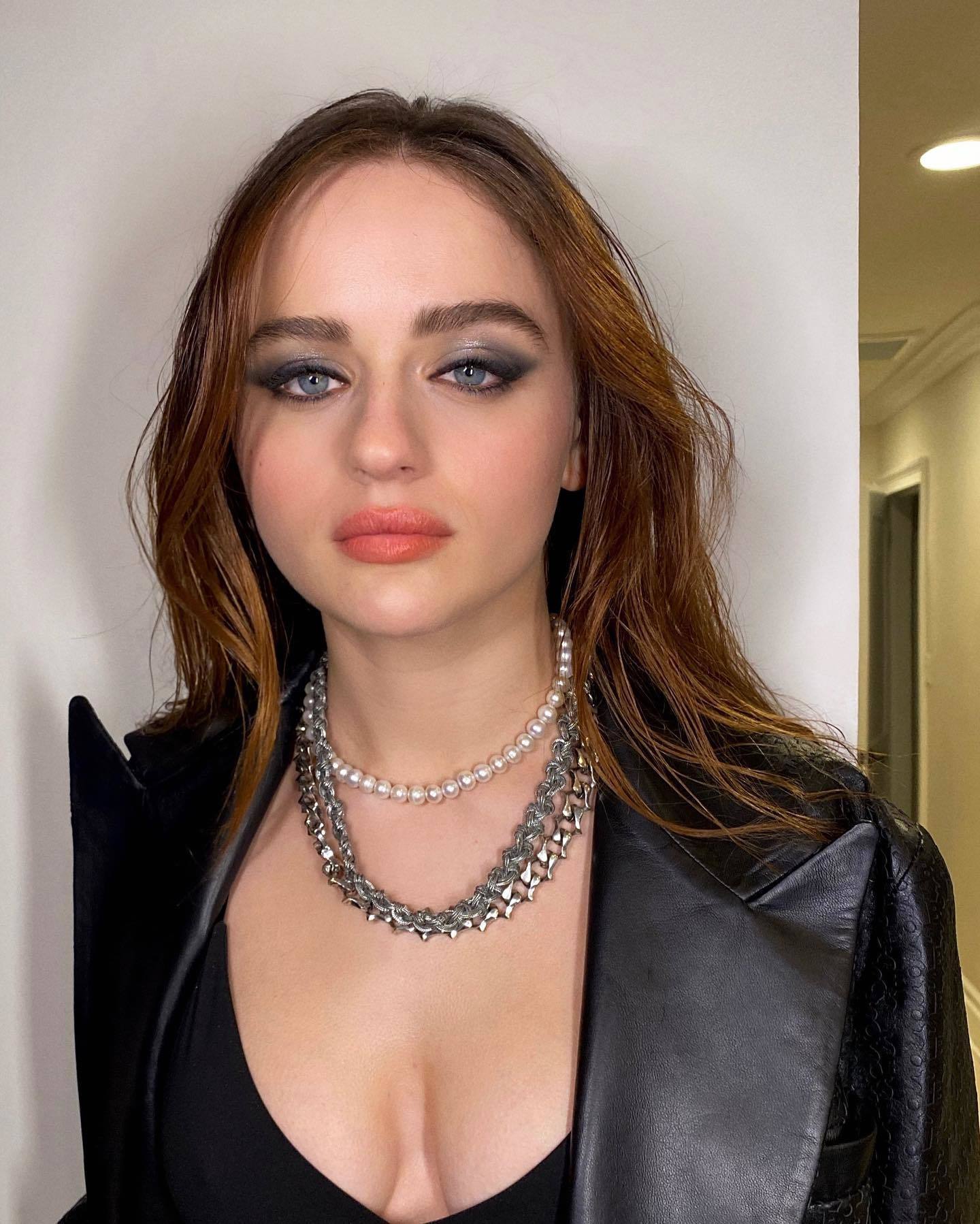 Badass Babe Joey King Showing Her Abs and Cleavage in a Hot Gallery