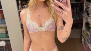 Chiara Ferragni Selfie In Intimissimi Lingerie