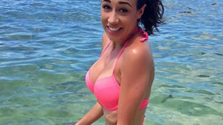 Sexy Colleen Ballinger Showed Her Big Boobs In Bikini — Private Pics