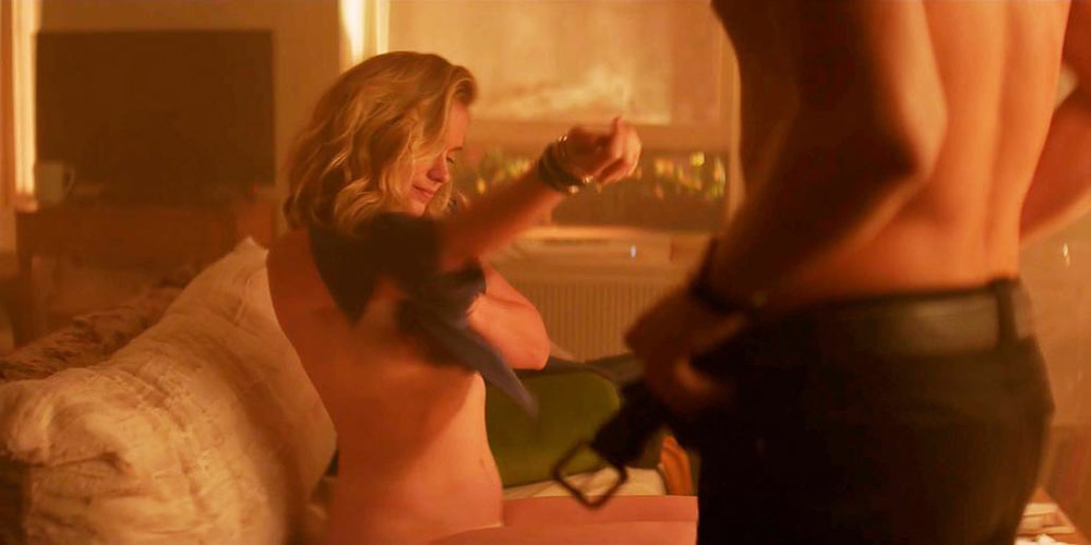 Elizabeth Lail nude tits