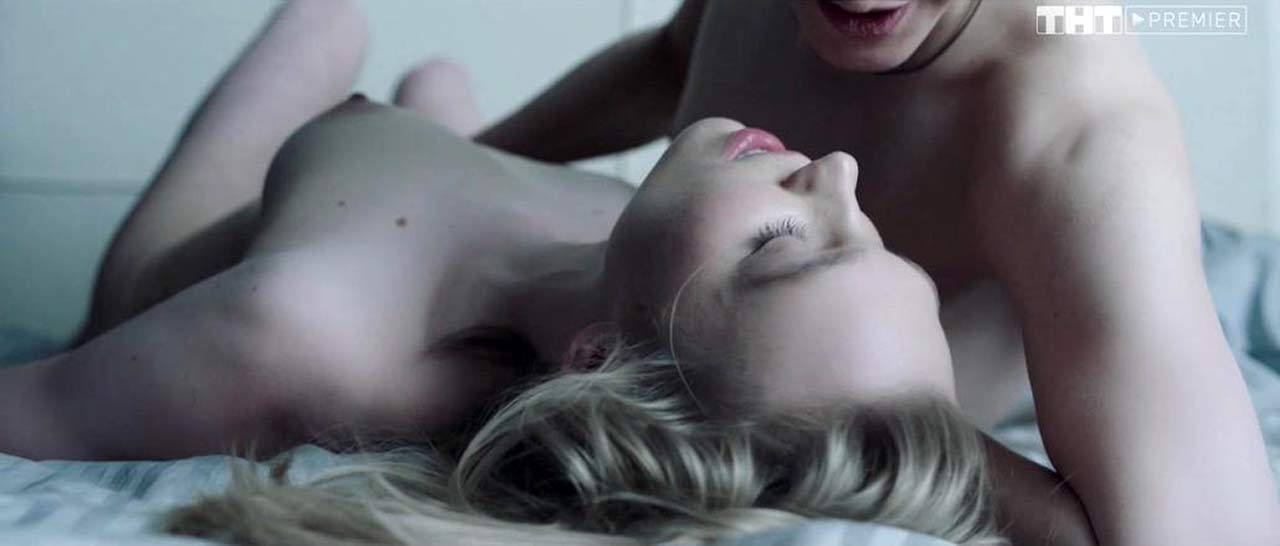 Marina Vasileva Nude Sex Scene from ‘Myortvoe ozero’