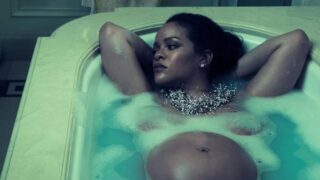 Rihanna Naked And Pregnant Foe Vogue 2022