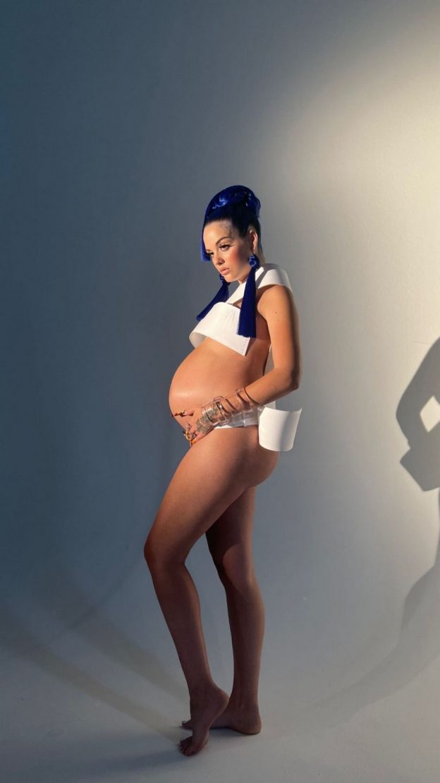 Sita Abellan Sexy Pregnant