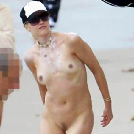 Singer Gwen Stefani Nude Tits & Paparazzi Beach Photos