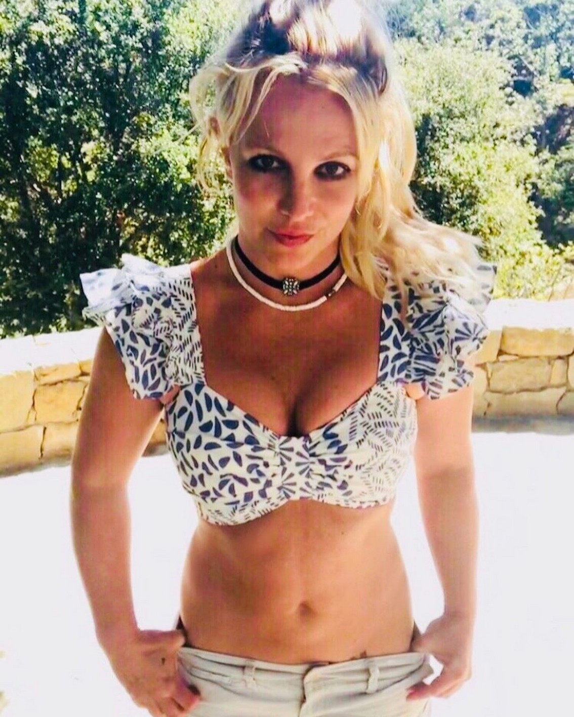 Britney Spears Cleavage