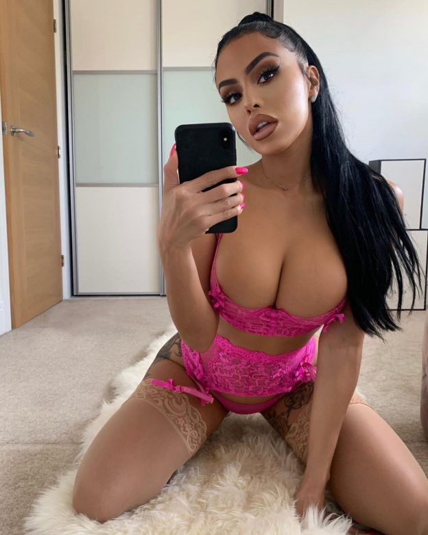 Chloe Saxon The Fappening Sexy (67 Photos)