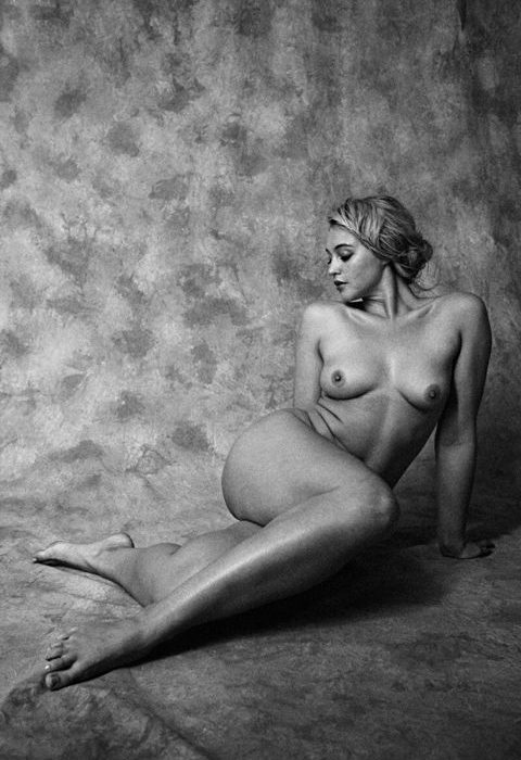 Iskra Lawrence Nude & Sexy (27 Photos)