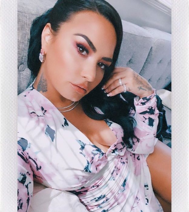 Demi Lovato's Bold Deep Cleavage Outfits