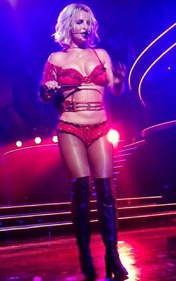 Britney-Spears-Sexy-14