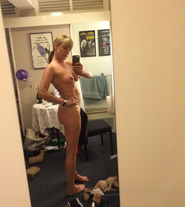 Tamzin Outhwaite Nude Leaked (8 Photos)